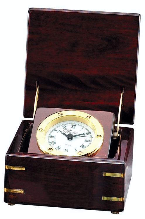 can you have an engraving in the wood on the top of the box